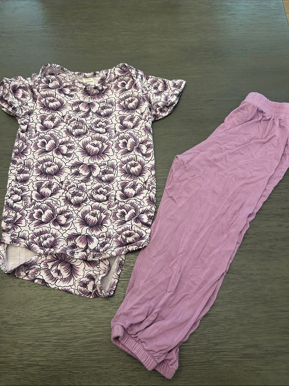 kate quinn Lavender Floral Short-Sleeve Set